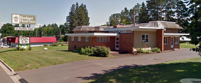 Budget Host Inn (Cloverland Court Motel, Cloverland Motel) - 2022 Street View (newer photo)